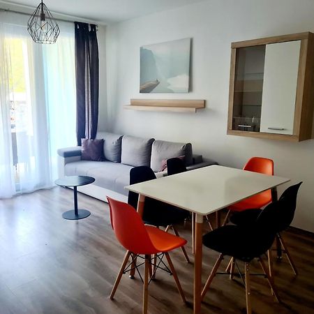 Apartamento Lelle Riviera Balatonlelle Exterior foto